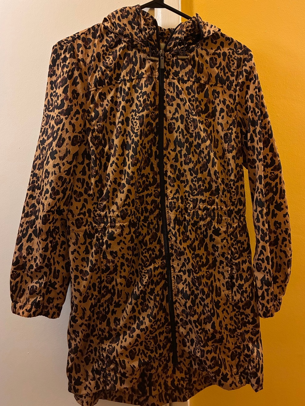 cleo Leopard Print Hooded Puffer Jacket in Tan and Black